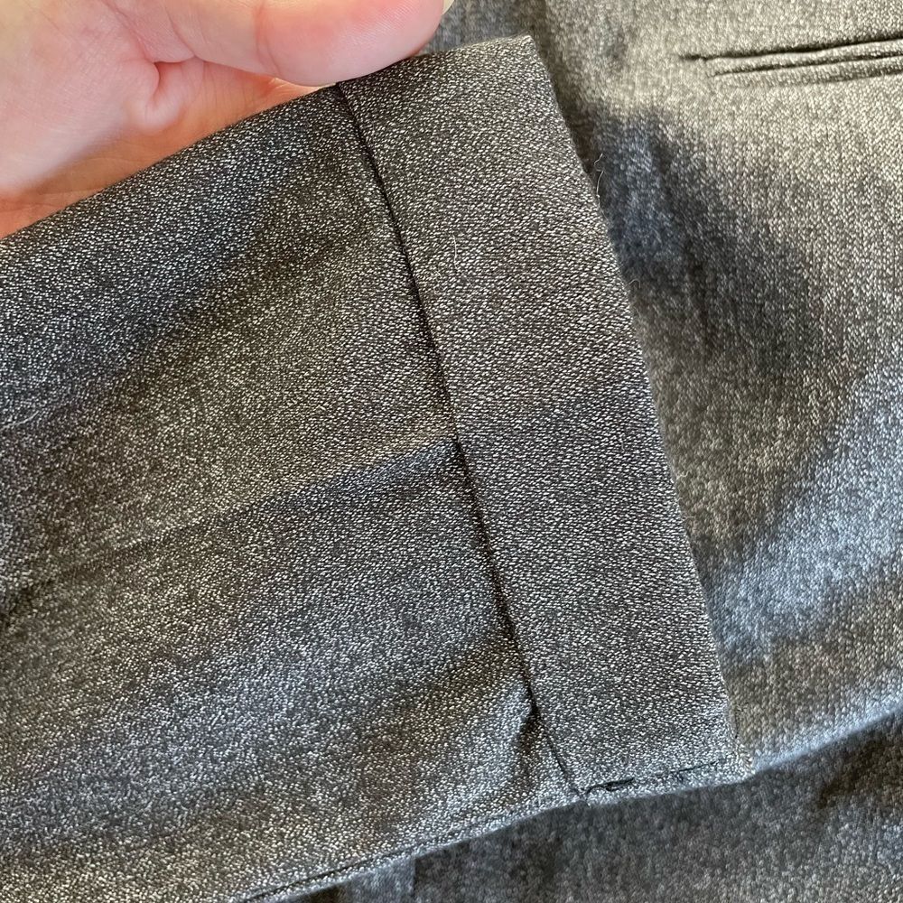 Gray Pleated Dress Pants Trousers Size S - Picture 3 of 5